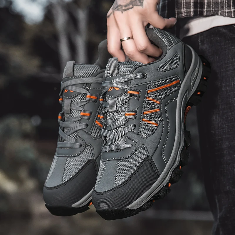 Autumn Men's Outdoor Hiking Shoes Lightweight Men's Casual Shoes Fashion Travel Shoes Women's Sports Shoes Couple Style