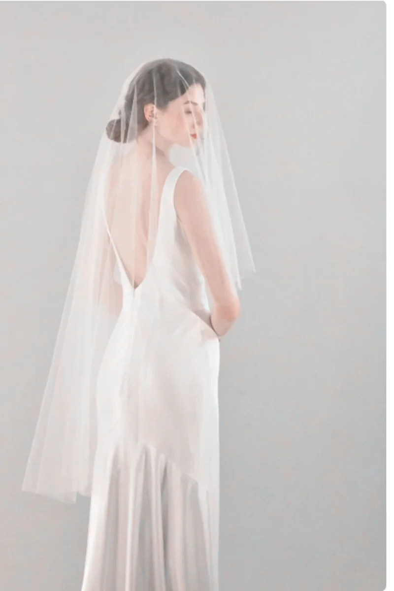 Twee Tier Vingertop Lengh Sluier | Minimalistische Sluier | Eenvoudige Vingertop Sluier Met Blusher | Drop Sluier | Twee Tier mid Lengte Veil