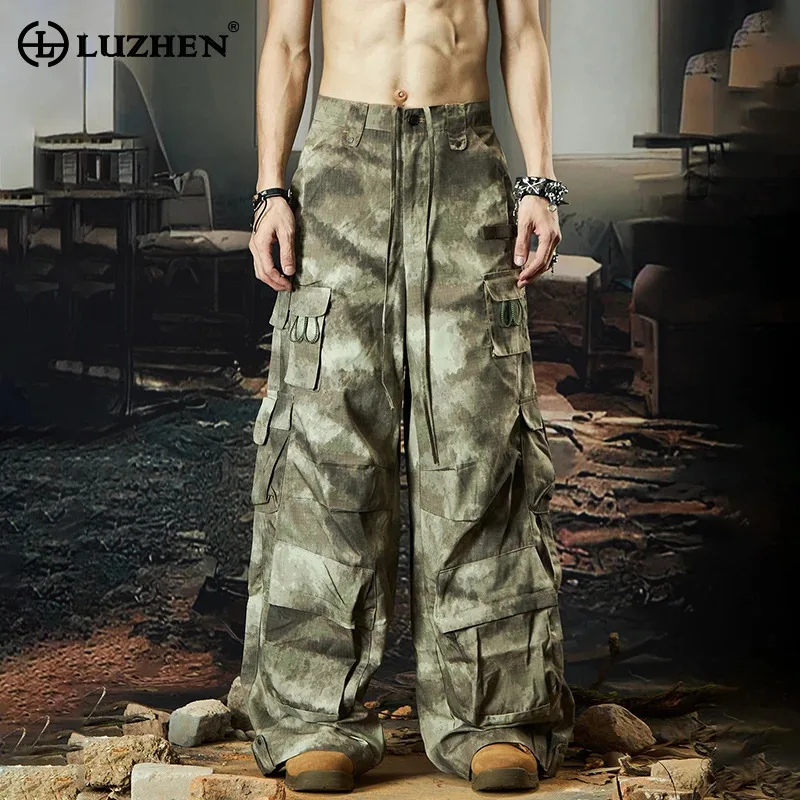

LUZHEN 2025 Baggy Camouflage Printed Outdoor Cargo Pants Men's Trendy Street Straight Pockets Decorate Trousers Wide Leg JY2150