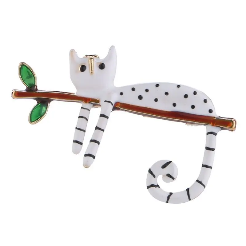 Lazy Cat Sitting On The Tree Enamel Brooches For Women And Men Bouquet Pin 2019 New Fashion Jewelry