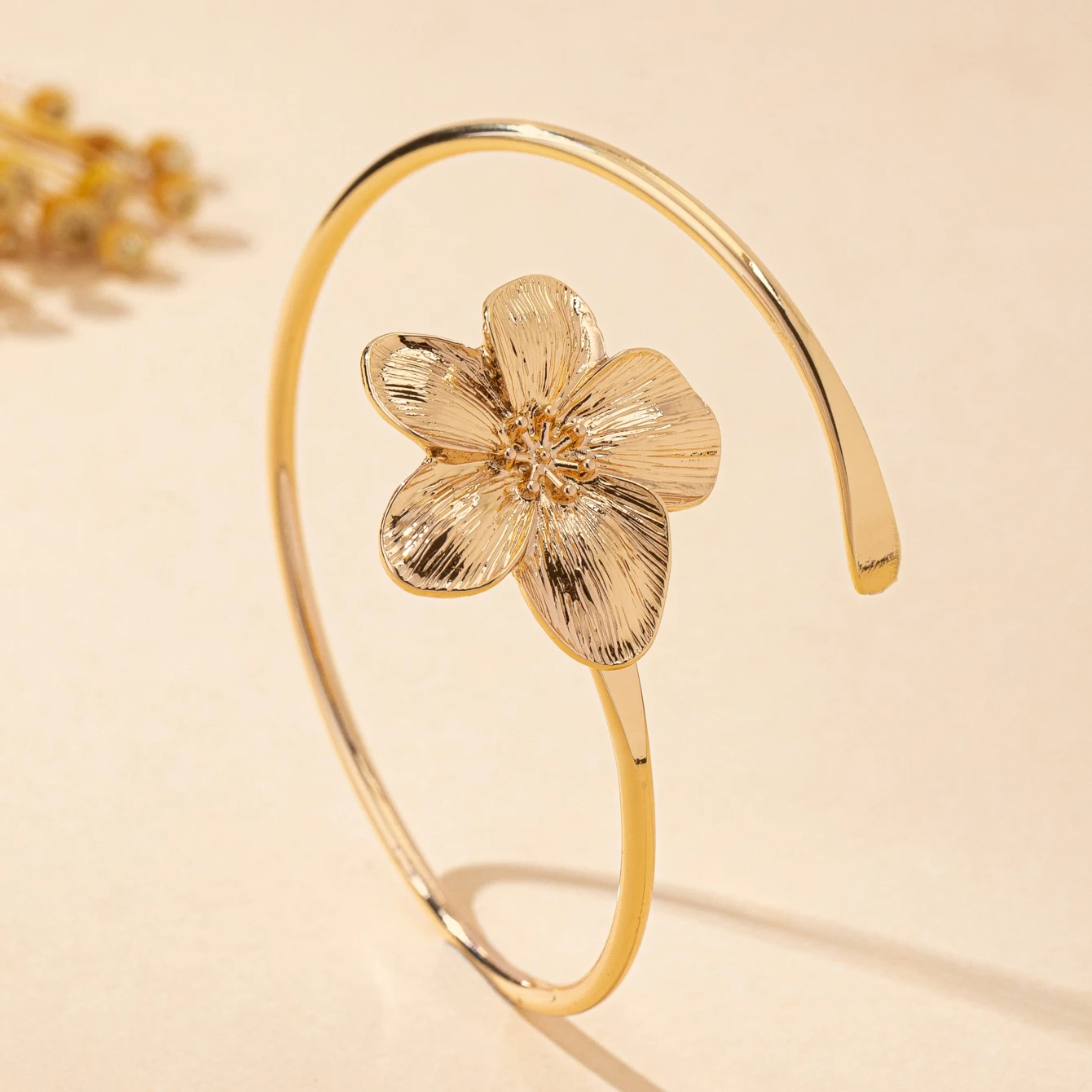 سوار ذراع نسائي، سوار ذراع نسائي بسيط مزين بالزهور، مناسب للارتداء اليومي وملابس الولائم