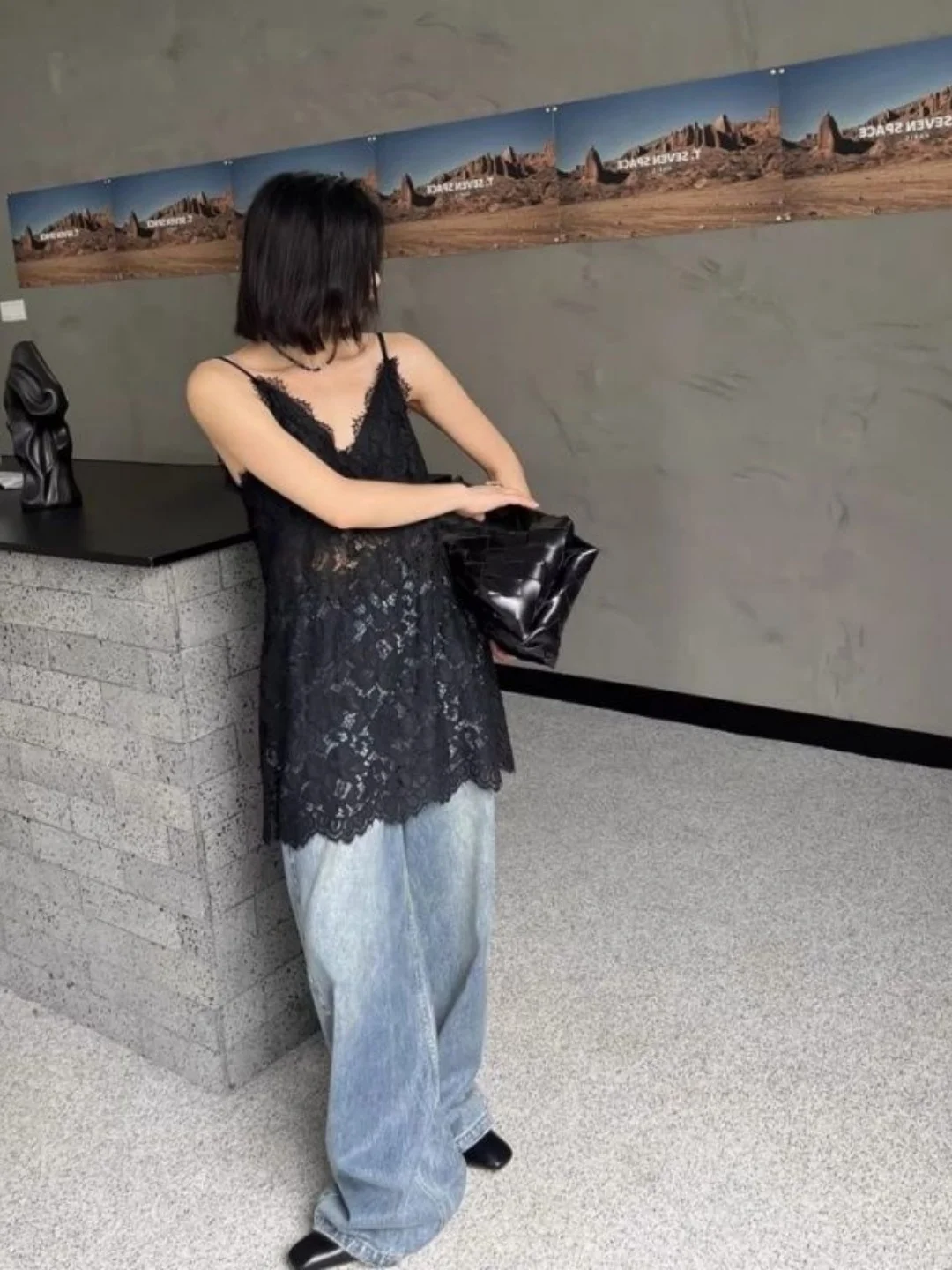 Large Size Hollow out V-Neck Strapless Tank Top Women's Casual Style Mid-Length Sleeveless Vest Outerwear for Slimming Effect