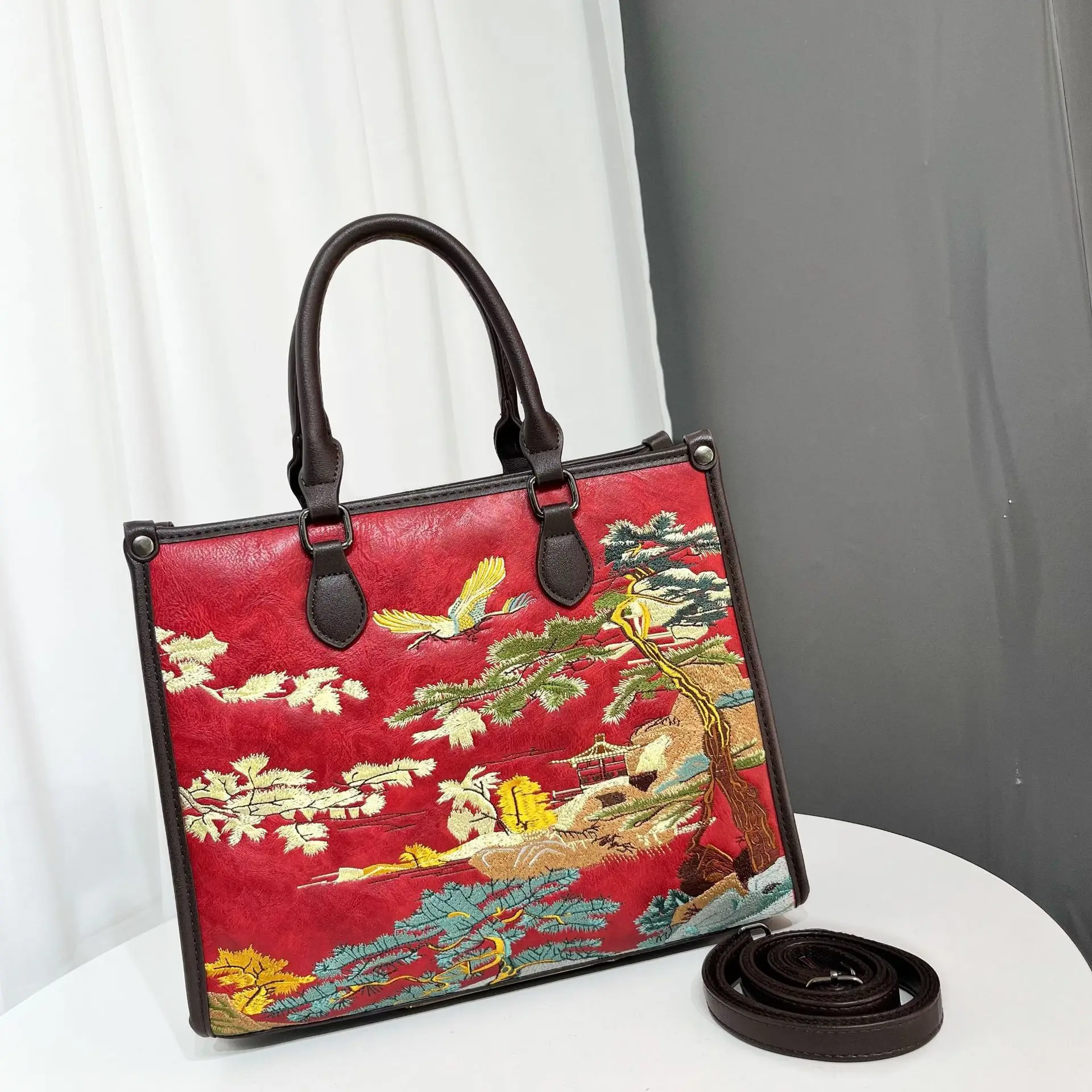 Sac fourre-tout de grande capacité pour femmes, style chinois brodé de paysage, sac à bandoulière à grande ouverture pour banlieue