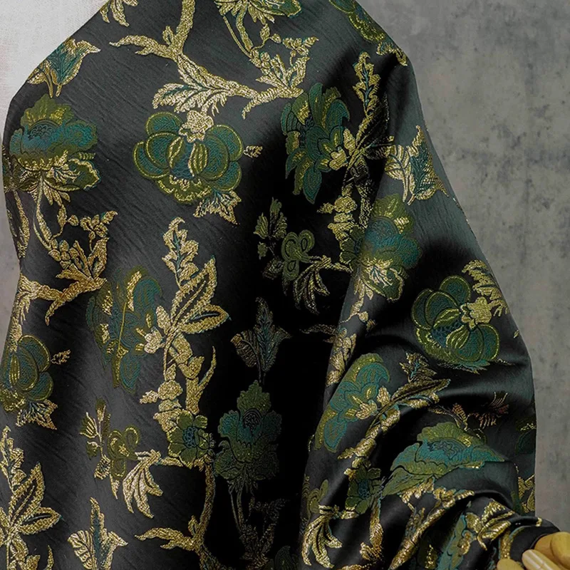 

1 ярд, черный фон, зеленый цветок, ткань золотого цвета, тканый жаккардовый tela Cheongsam, пальто, дизайнерская ткань для одежды