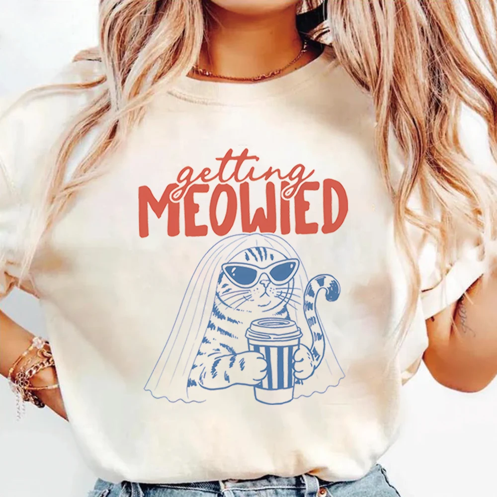 Getting Meowied T-shirt Funny Cat Bride Shirt Cat Wedding Tshirt Bridal Shower Cat Graphic Tee Women Bachelorette Pet Lover Gift