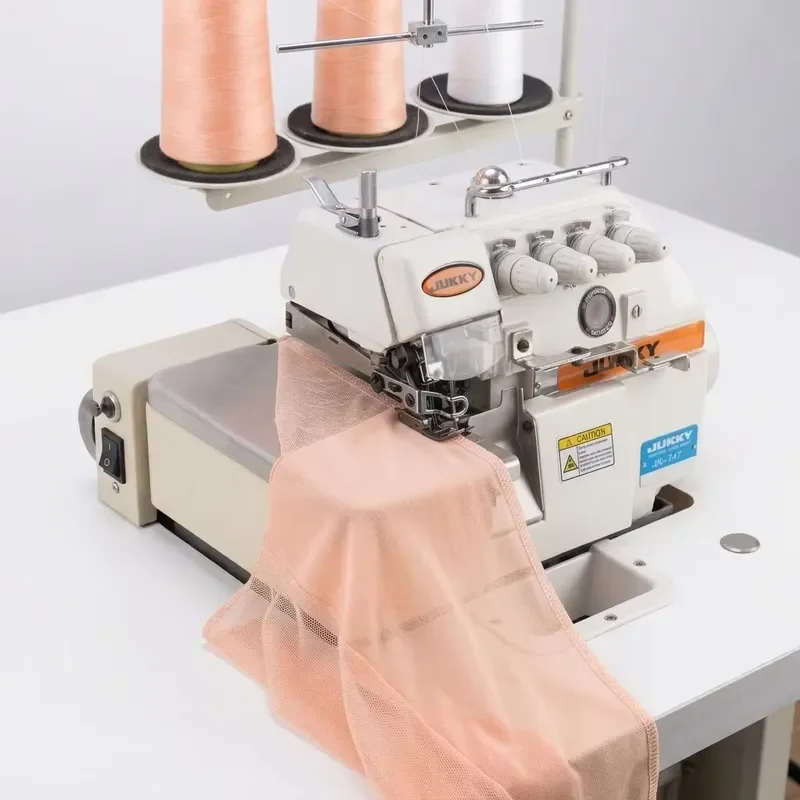 for Jukky 747 Best 4 thread Overlock Sewing Machine Industrial Sewing Machine Apparel New Apparel Machinery