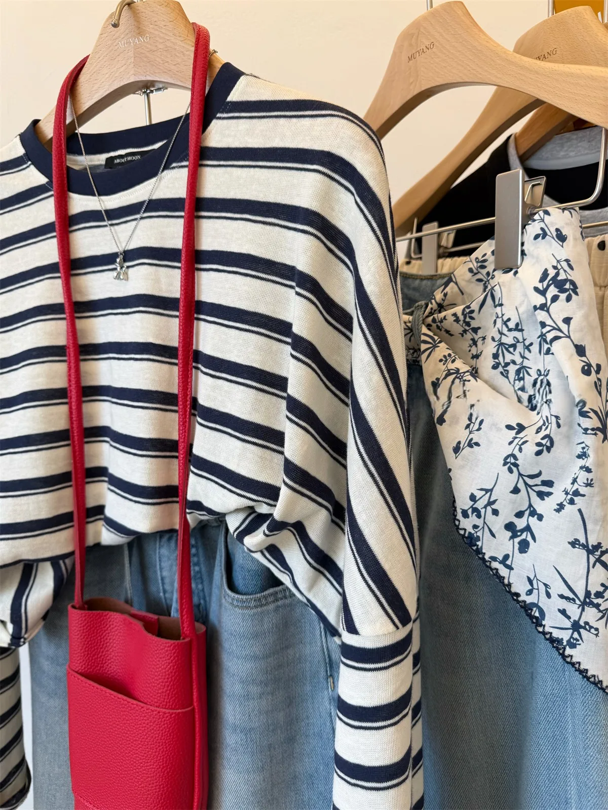 تي شيرت نسائي شتوي عادي بأكمام طويلة وياقة واقفة ومبطن بالمخمل وبطانة عملية دافئة وناعمة وأنيقة #4