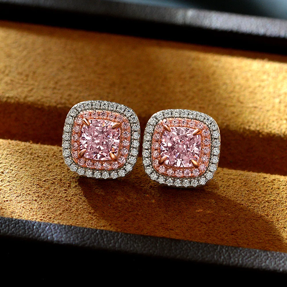 

New 6 * 6 Ice Flower Cut S925 Silver Earrings with Luxurious Temperament, European and American Ins Wedding Jewelry