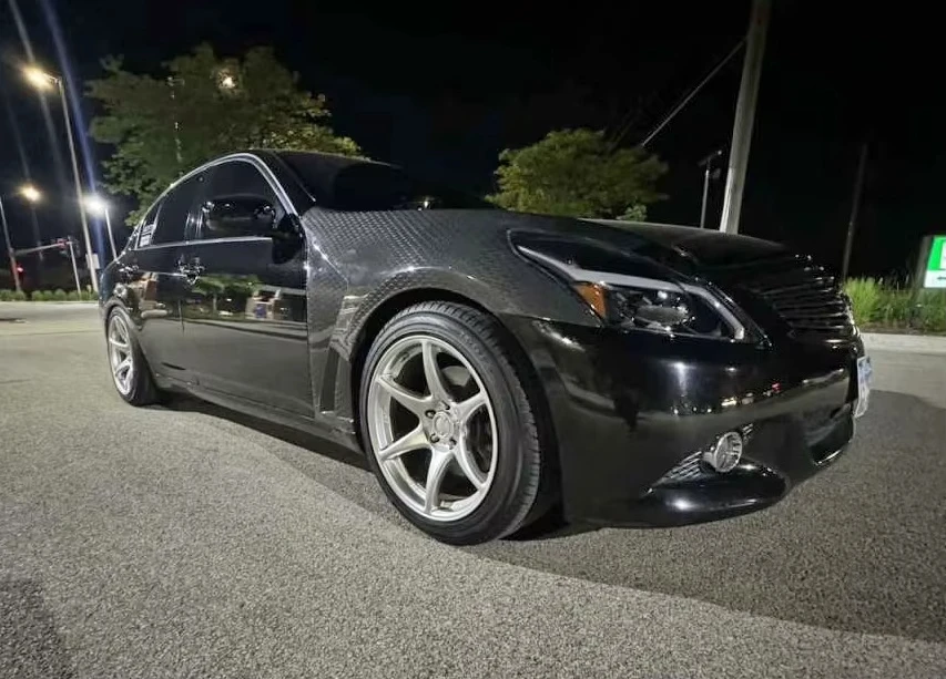 حاجز أمامي بفتحات تهوية من ألياف الكربون لـ G37 2008-2013 4 أبواب (بدون فتحة إضاءة) مناسب تمامًا بقوة عالية حسب الطلب #4