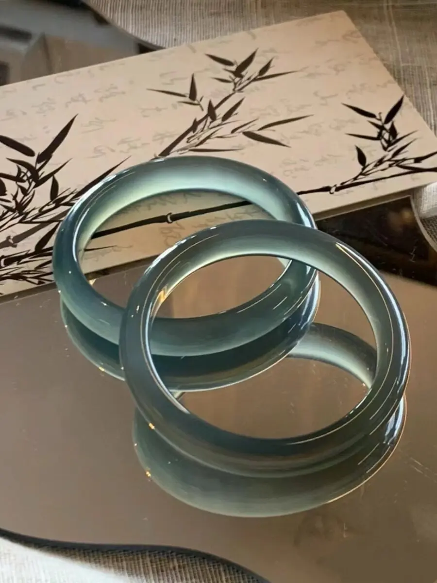 

Curry Blue Ice Agate Chalcedony Bracelet Positive Ring