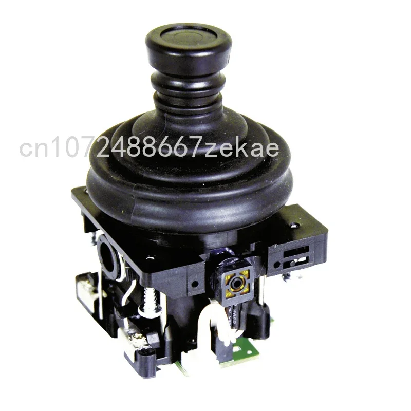 2pcs F28-10D 110-220V and 4pcs of Telecontrol joystick JM-7A41-1 customer DHL collect