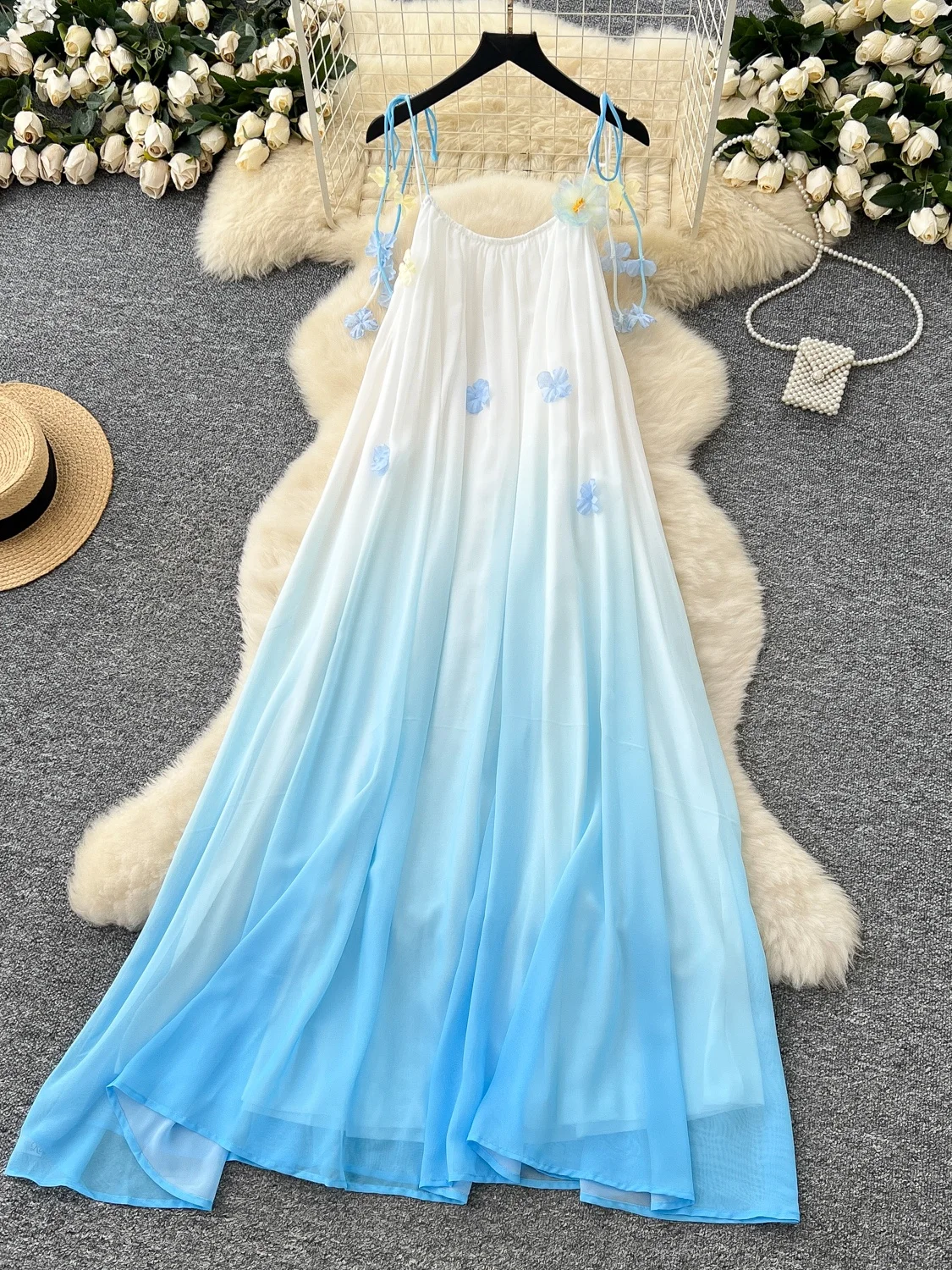 Letnia, zwiewna spódnica w kolorze druhny, z luźnymi ramiączkami, wysokim stanem, o kroju litery A, długa, z kwiatowym wzorem 3D, w stylu koreańskim, idealna do pracy.