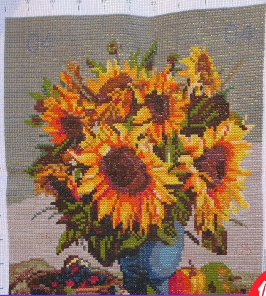 Handmade cross stitch finished product with sunflowers, Van Gogh's famous paintings, new European style decoration for living