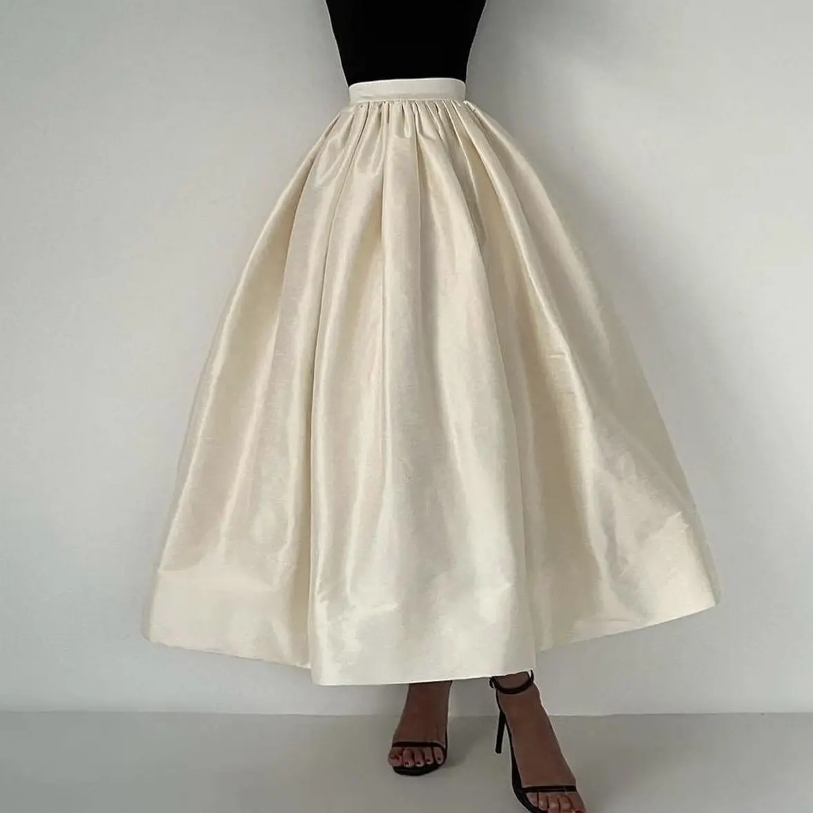 

Big swing skirt high waist and thin fashion versatile temperament long skirt design sense niche long skirt women