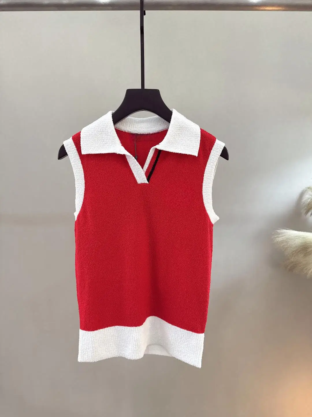 New Summer Women Golf Sleeveless Tank Tops Fashion V Neck T Shirt Quick Dry Breathable Comfort Slim Fit Athletic Sports Vest
