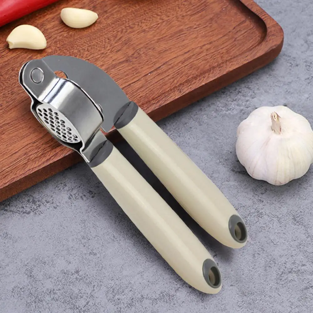 Ergonomic Garlic Press Neatly Arranged Steel Nails Heavy Duty Stainless Steel Garlic Press with Anti-slip Handle for Effortless