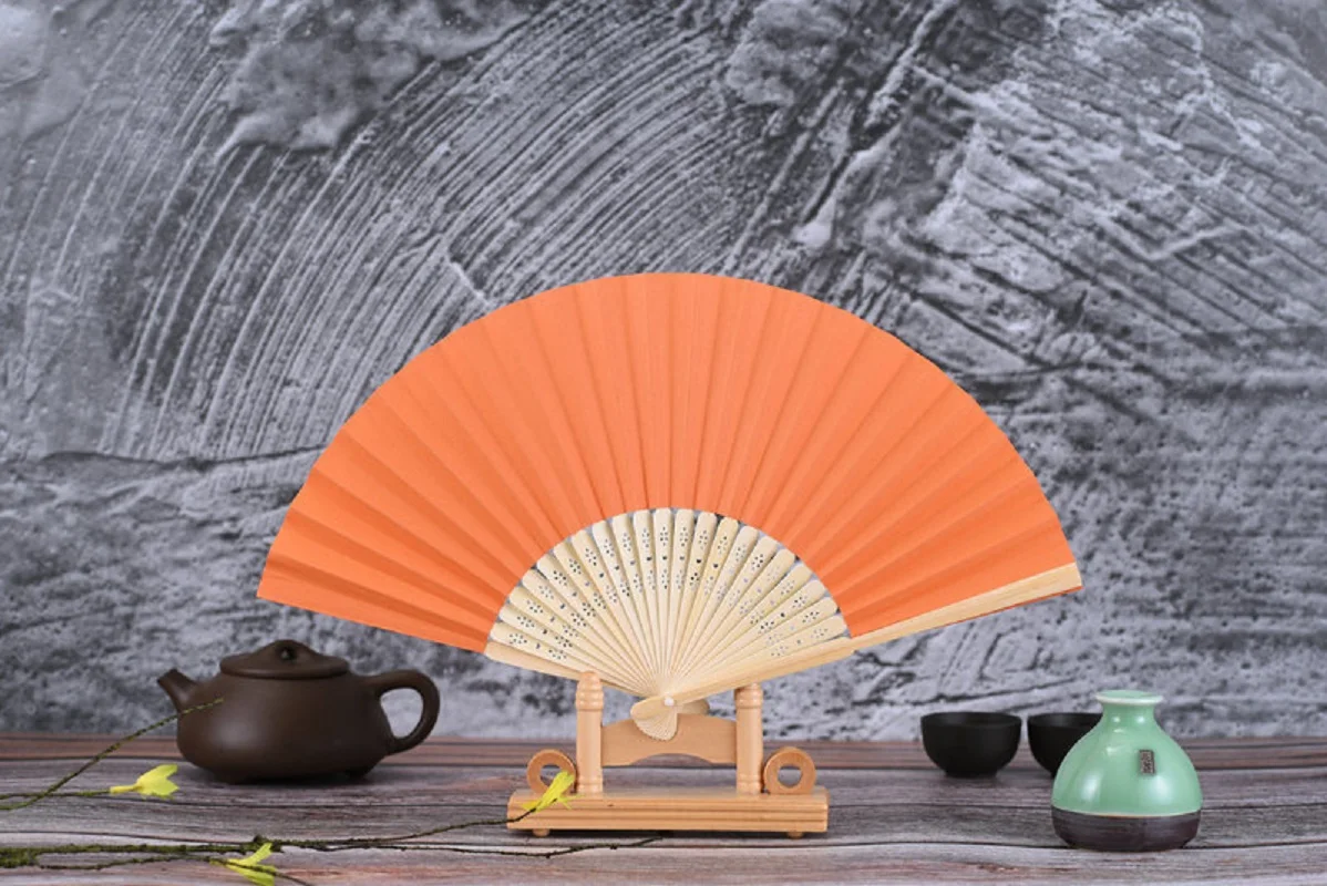 

1pc Personalized Engraved Bamboo Hand Fans Foldable DIY Hand-Painted Solid Color Wooden Fan Gift Antiquity Folding Fan Wholesale