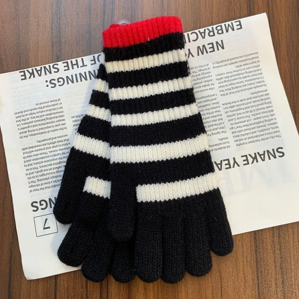 1 Pair Colorful Striped Knitted Gloves Touchable Screen Lengthened Full Fingered Gloves Warm Thickened Winter Women's Gloves
