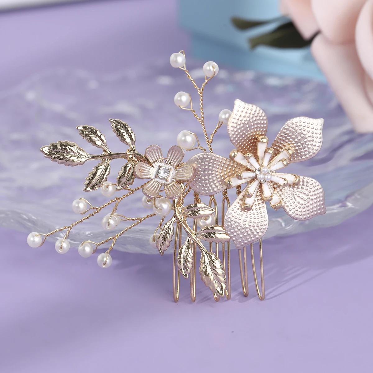 أمشاط شعر الزفاف الذهبية، مشبك شعر الزفاف الأنيق على شكل زهور، قطع شعر لؤلؤ كلاسيكية للعرائس كهدية لحفلات الزفاف