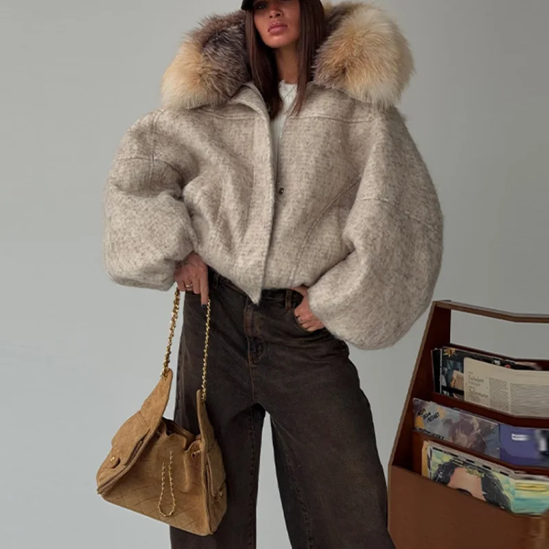 سترة فاخرة أنيقة بياقة من الفرو الصناعي للنساء معطف فروي بجيب مقسم من الصوف 2025 موضة جديدة للسيدات لخريف وشتاء ملابس الشارع #6