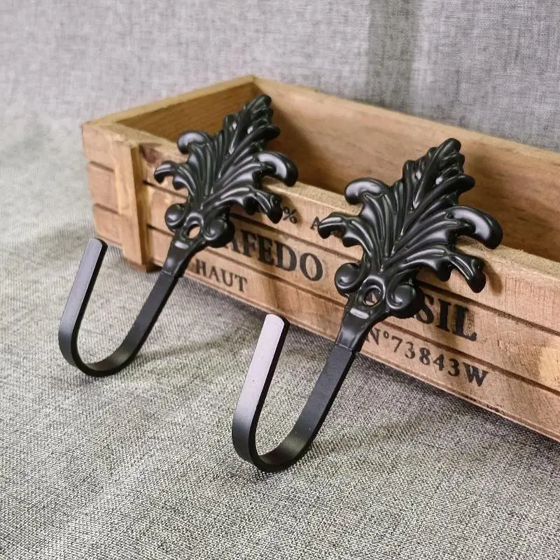 Vintage Bronze Wall Hooks Carved Leaf Design Sturdy Metal Build For Coats Towels Bags Bathroom Entryway