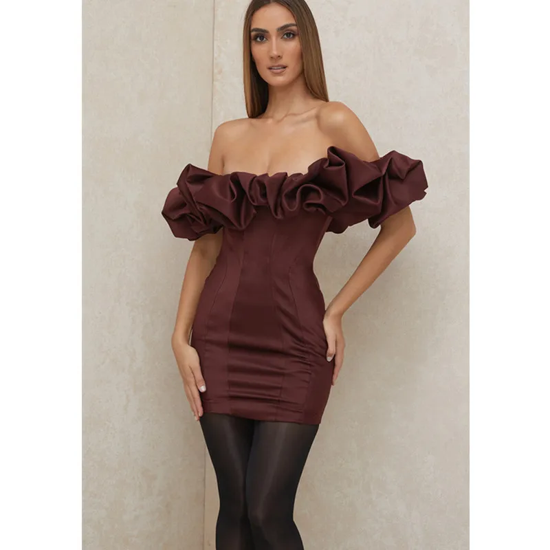 

Fashionable Wine Red One-Shoulder Ruffle Dress Bodycon Party Dress Casual Little Dress for Gathering And Celebration