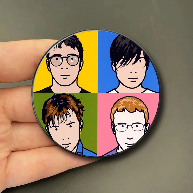 58MM Pop Rock Band Weezer 1994 Album Cover Aesthetic Button Pin Classic Vintage Band Brooch Badge Bag Decor Fans Collect Gifts