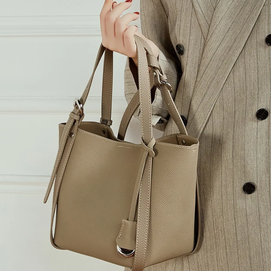 nuevo-bolso-de-cubo-informal-de-cuero-genuino-de-gran-capacidad-para-ir-al-trabajo-para-mujer-bolso-de-cesta-de-moda-con-diseno-de-nicho-bolso-de-hombro-moderno