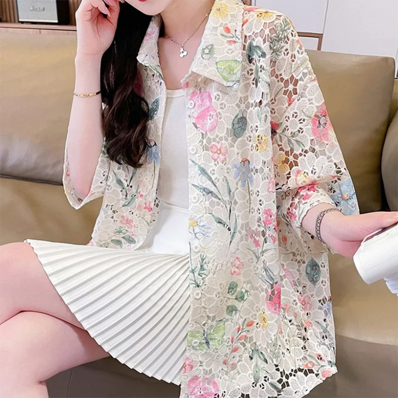 Summer New American Retro Design Large Flower Hollow out Loose Shirt Short Sleeve Niche Top Women's Fashion Vintage Style
