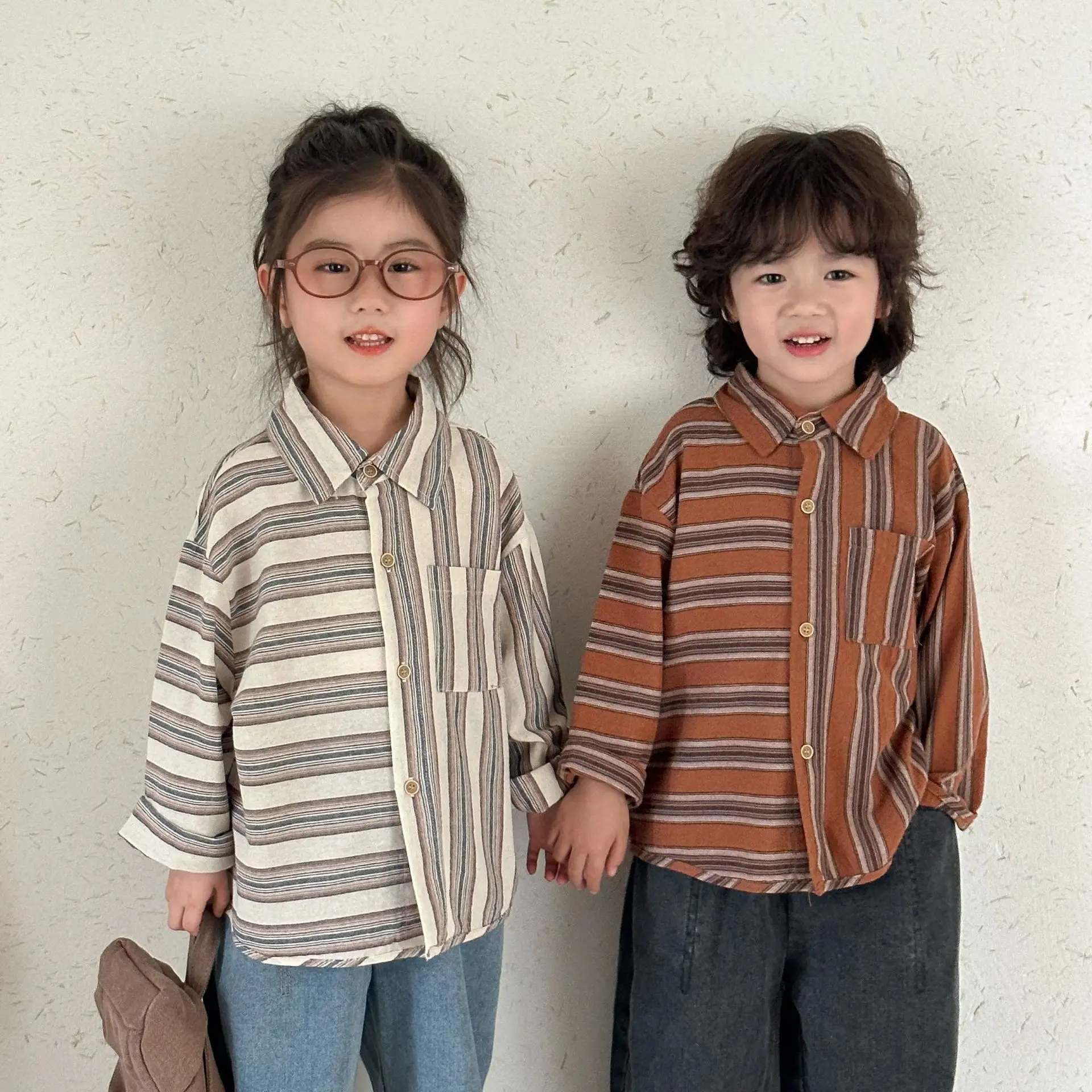Immagine 4: 2025 Primavera Nuovi Bambini Manica Lunga Risvolto Camicie di Cotone Ragazzi Casual Camicie a righe Ragazze Versatile Top Cappotto Abbigliamento per bambini