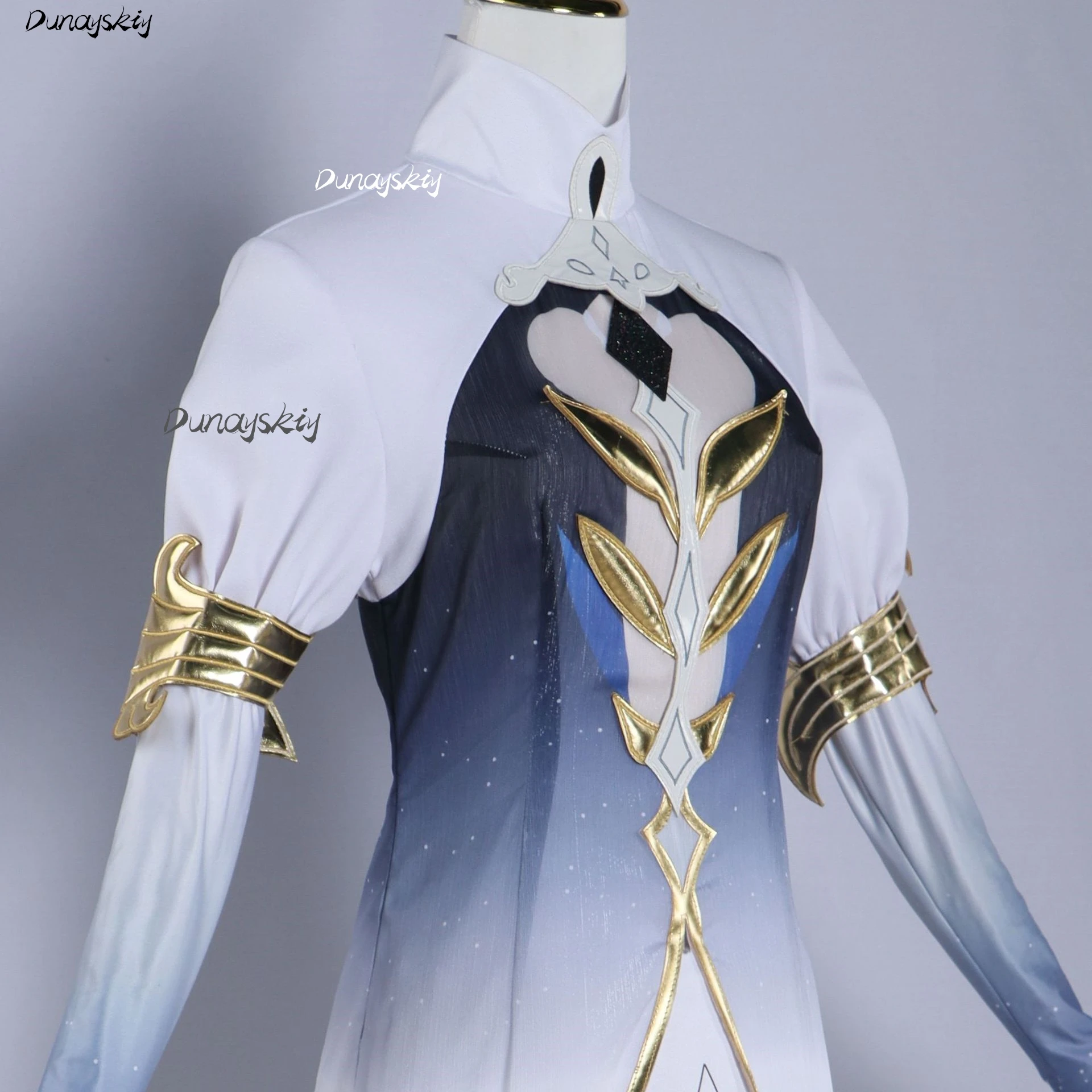 Furina Focalors kostum Cosplay dengan Wig aksesori pakaian Genshin Impact Play pakaian untuk Natal Halloween disesuaikan