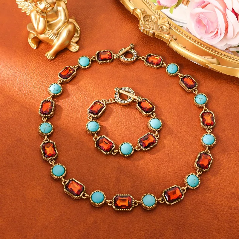 

Classic Medium-old Turquoise Stone Necklace Round Quadrilateral Glass Stone Necklace Bracelet Palace Style Retro Jewelry Sets