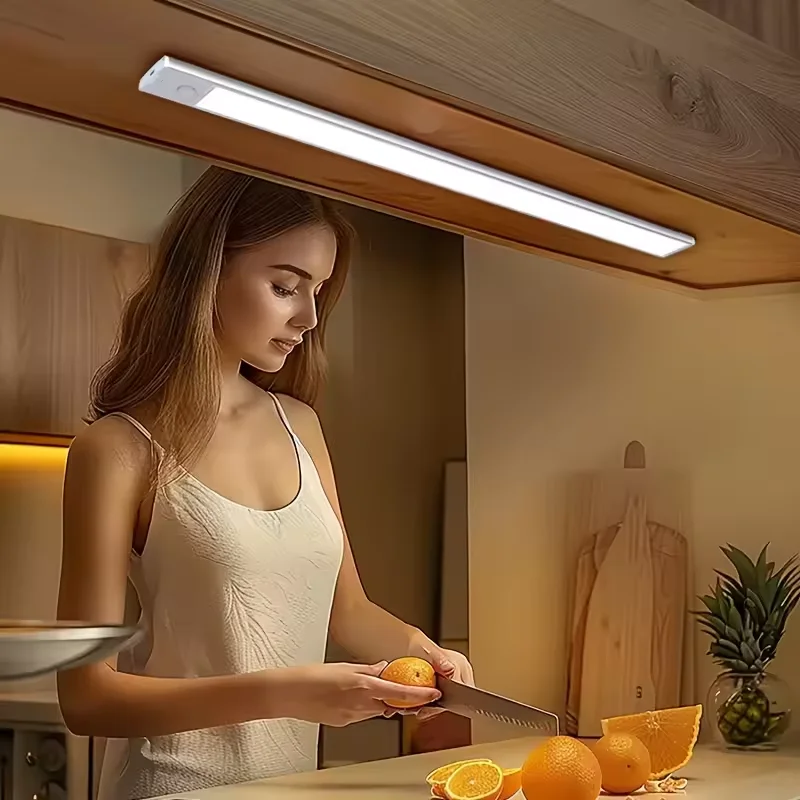 Lampada da notte a LED con sen - Co Detector Plug recensione e prezzo