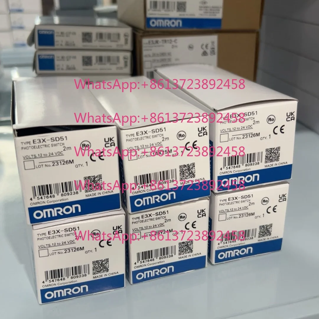 Omron E3X-SD51 photoelectric sensor 2 meters wire 12-24V D