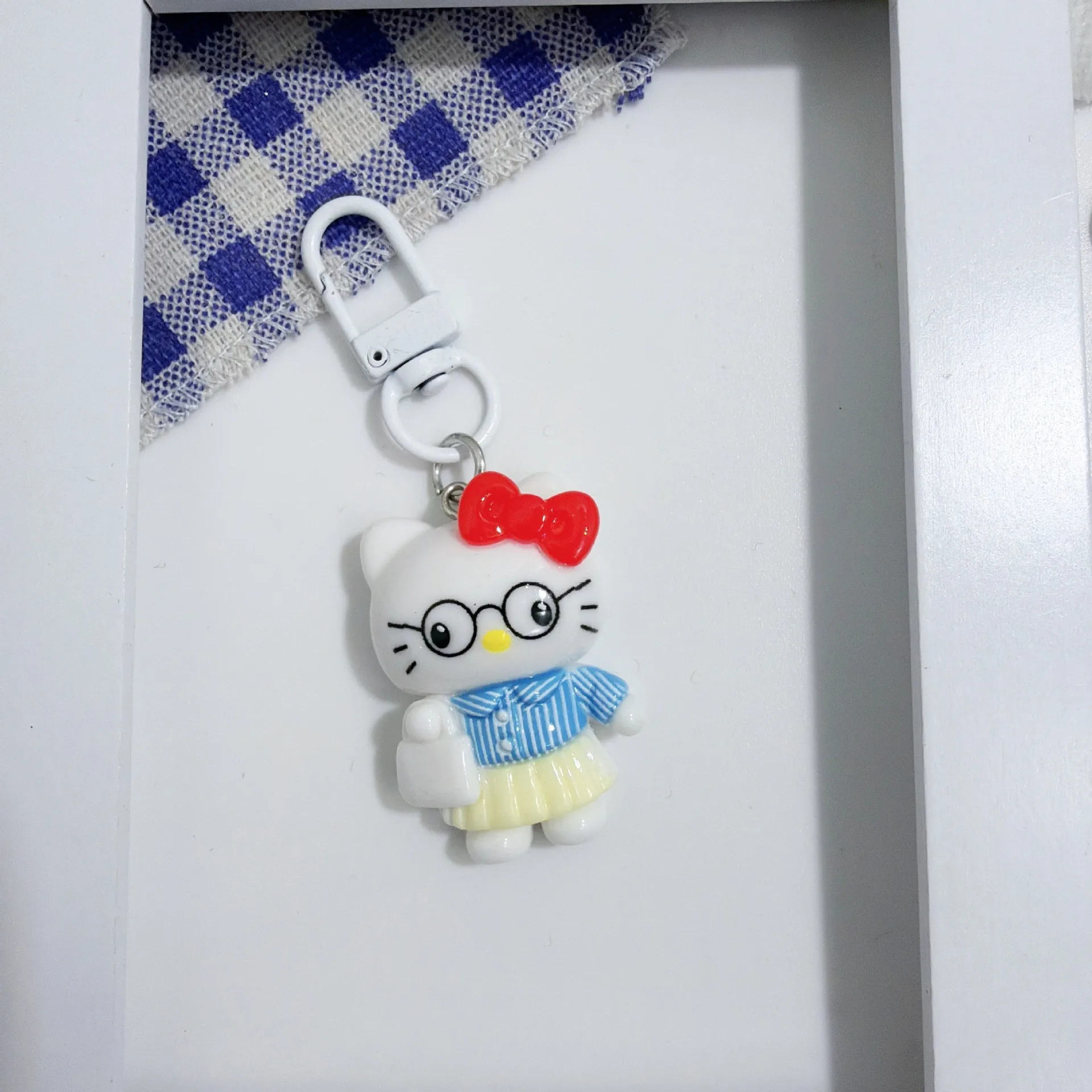 Cute Hello kitty Keychain Cartoon Hat Wreath Backpack Hanging Chain Gift