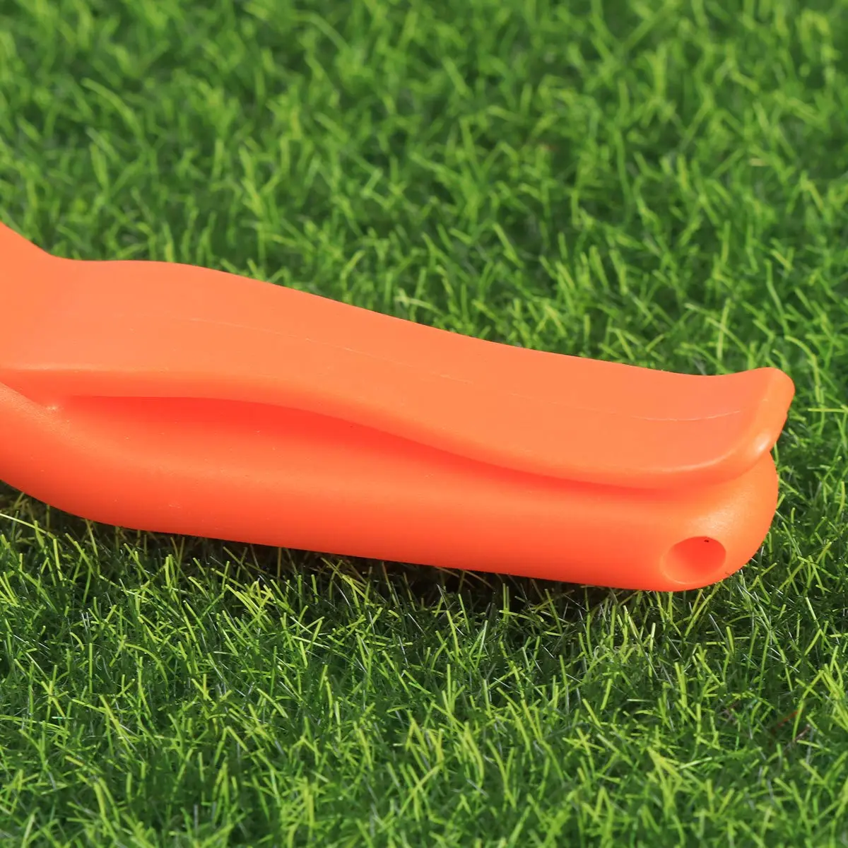 Silbato de supervivencia de 18 Uds., sonido fuerte y nítido, ligero para entrenamiento de emergencia, árbitro deportivo, alerta de seguridad al aire libre, silbato de plástico