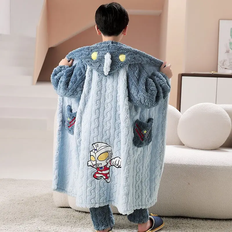 2026 New Kids Cute Ultraman Hooded Flannel Bathrobe Winter Warm Plush Sleepwear Cartoon Pajama Robe Homewear Gift for Boys