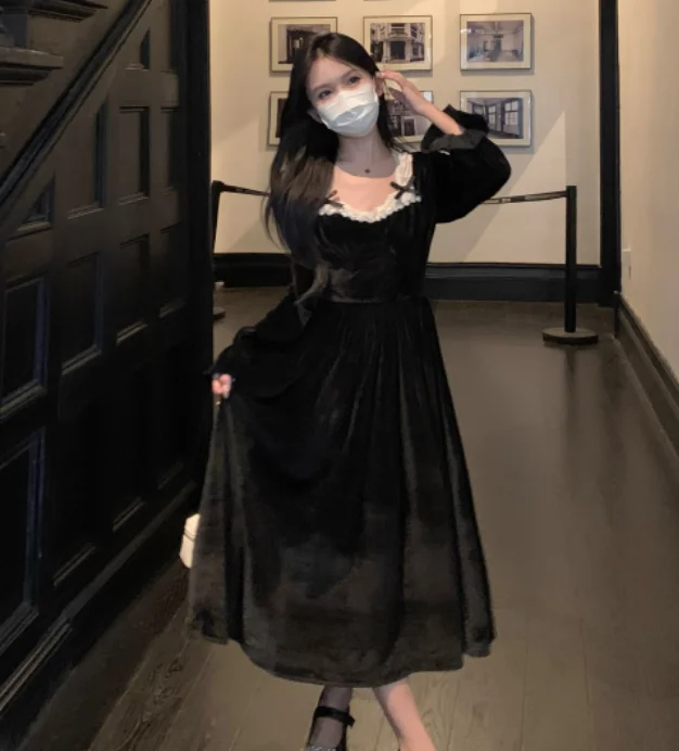 Abito autunnale in velluto da principessa di corte francese di grandi dimensioni a vita alta a trapezio versatile riduzione dell'età eleganti abiti neri a maniche lunghe