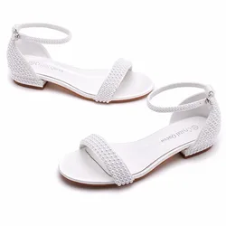 2cm square heel with shallow mouth and buckle sandals, ivory white silk satin fabric, bride's white pearl sandals