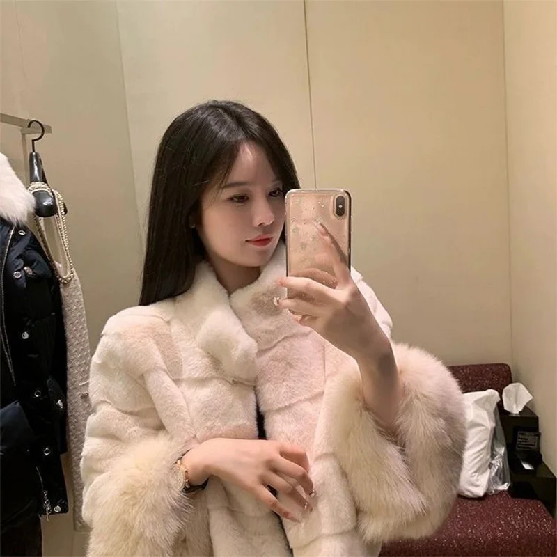 Environmentally friendly Mink fur Spliced Fox fur 2026 Windproof Fur Coat Autumn Winter Small fragrant Women's Warm Short Top