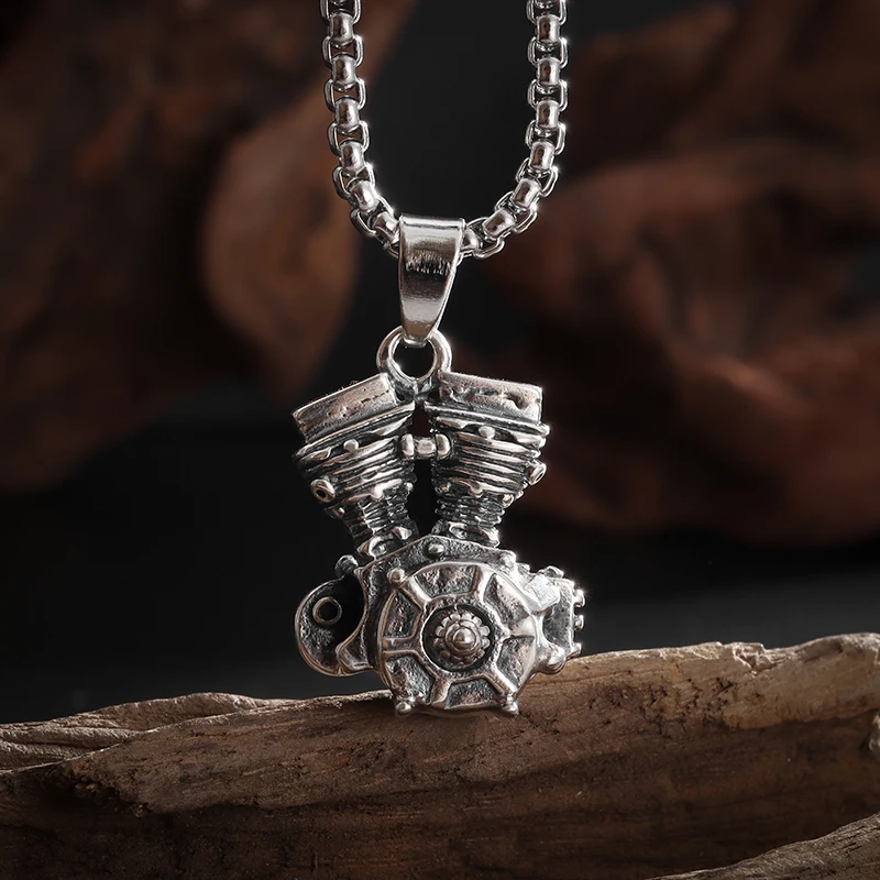 Retro Fashion Motorcycle Engine Pendant Necklace Men's Punk Riding Jewelry Gift Accessories