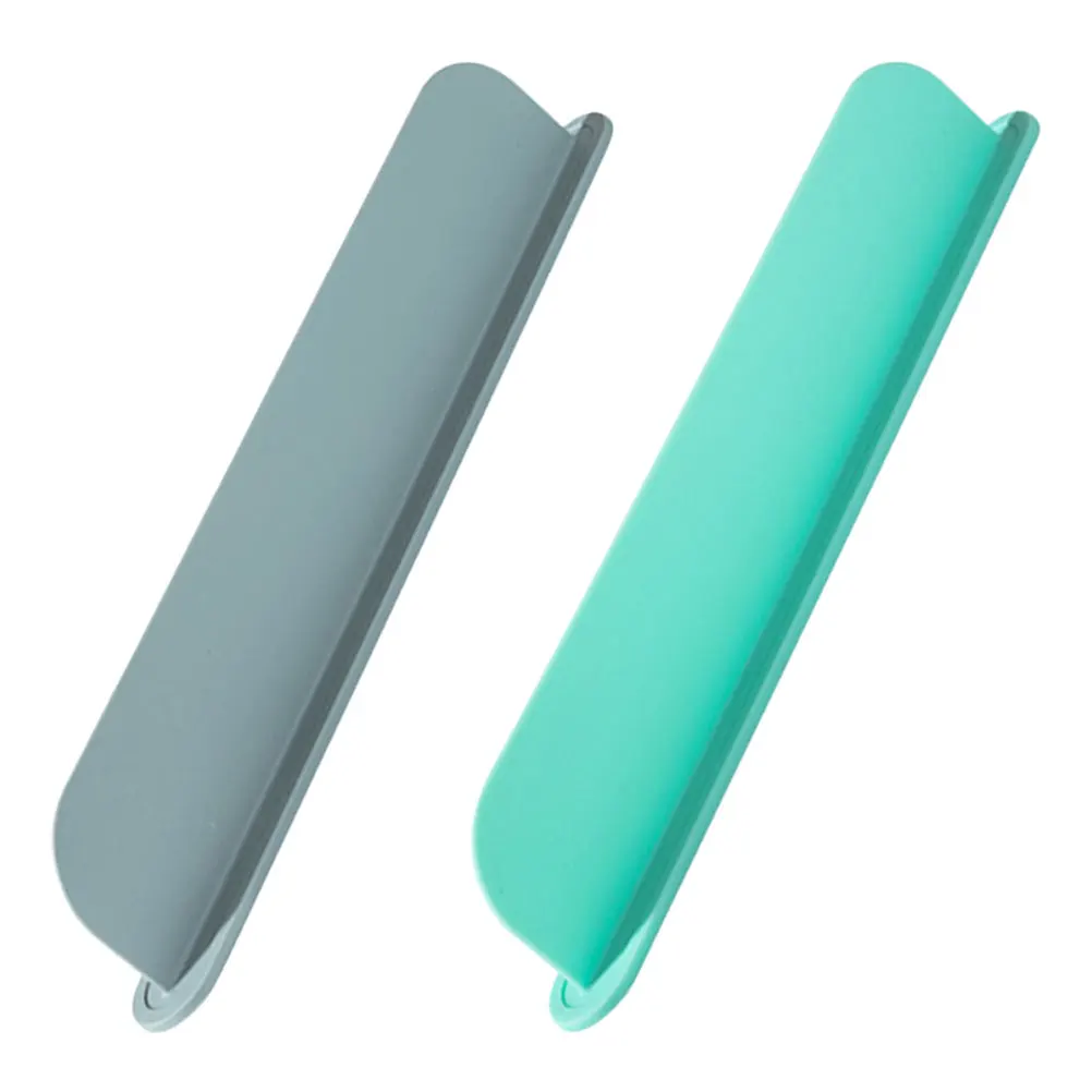 

2pcs Anti-splash Baffle Silicone Guard Kitchen Sink Splatter Shield Durable Easy Install Water Baffle Suction Cup