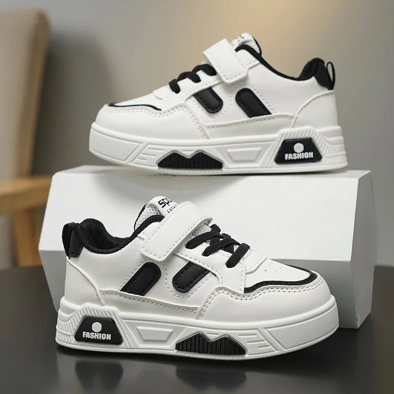 

The 2025 autumn new children's board shoes boys' fashionable and versatile sports shoes girls' and students' campus casual shoes