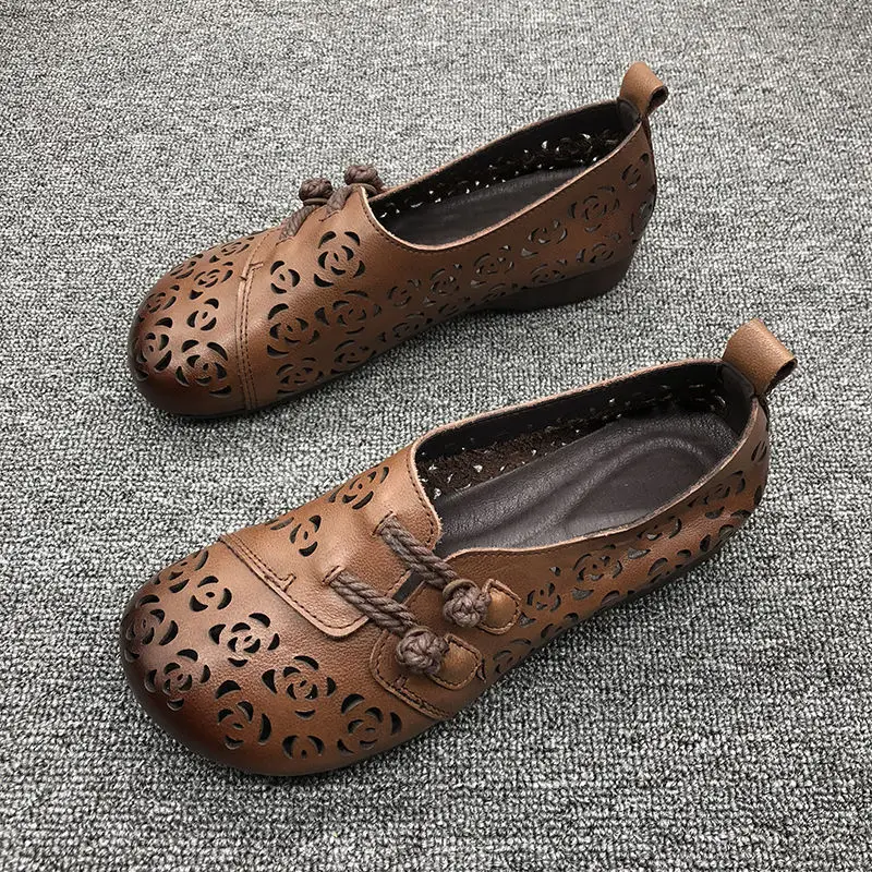 2024 Newly Square Toe Women's Flats Designer Cutout Shoes Ladies Wide Fit Soft Leather Moccasins Female Driving Sneakers