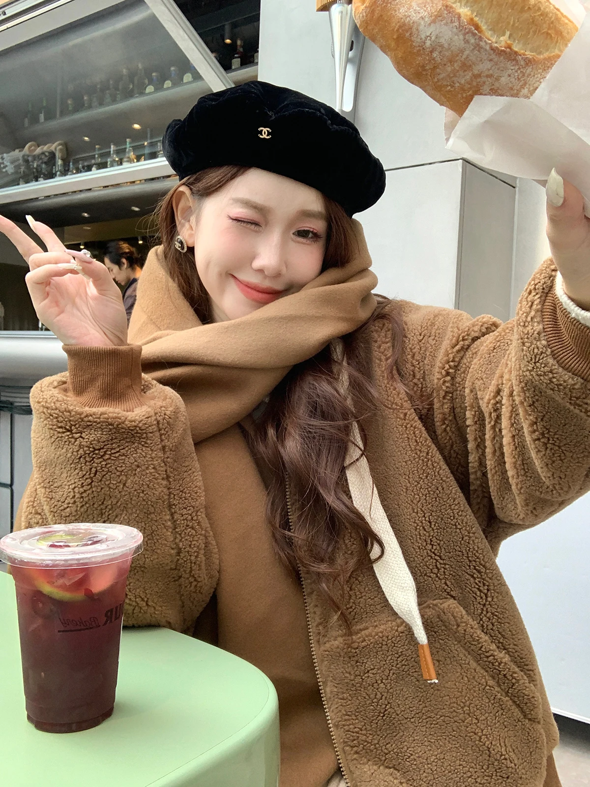 

Женская утепленная флисовая куртка DbyDoi с капюшоном, осенне-зимняя, теплая, из смесовой ткани (полиэстер и шерсть), с длинными рукавами, на молнии