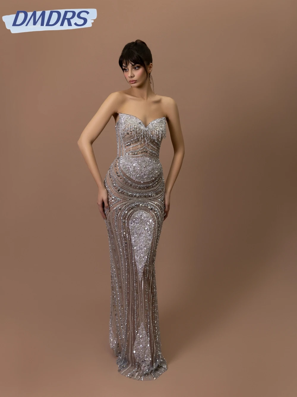 

Opulent Beaded Tassel Long Evening Dress Romantic Sweetheart Neck Wedding Party Gown Customized Sexy Backless Prom Dresses