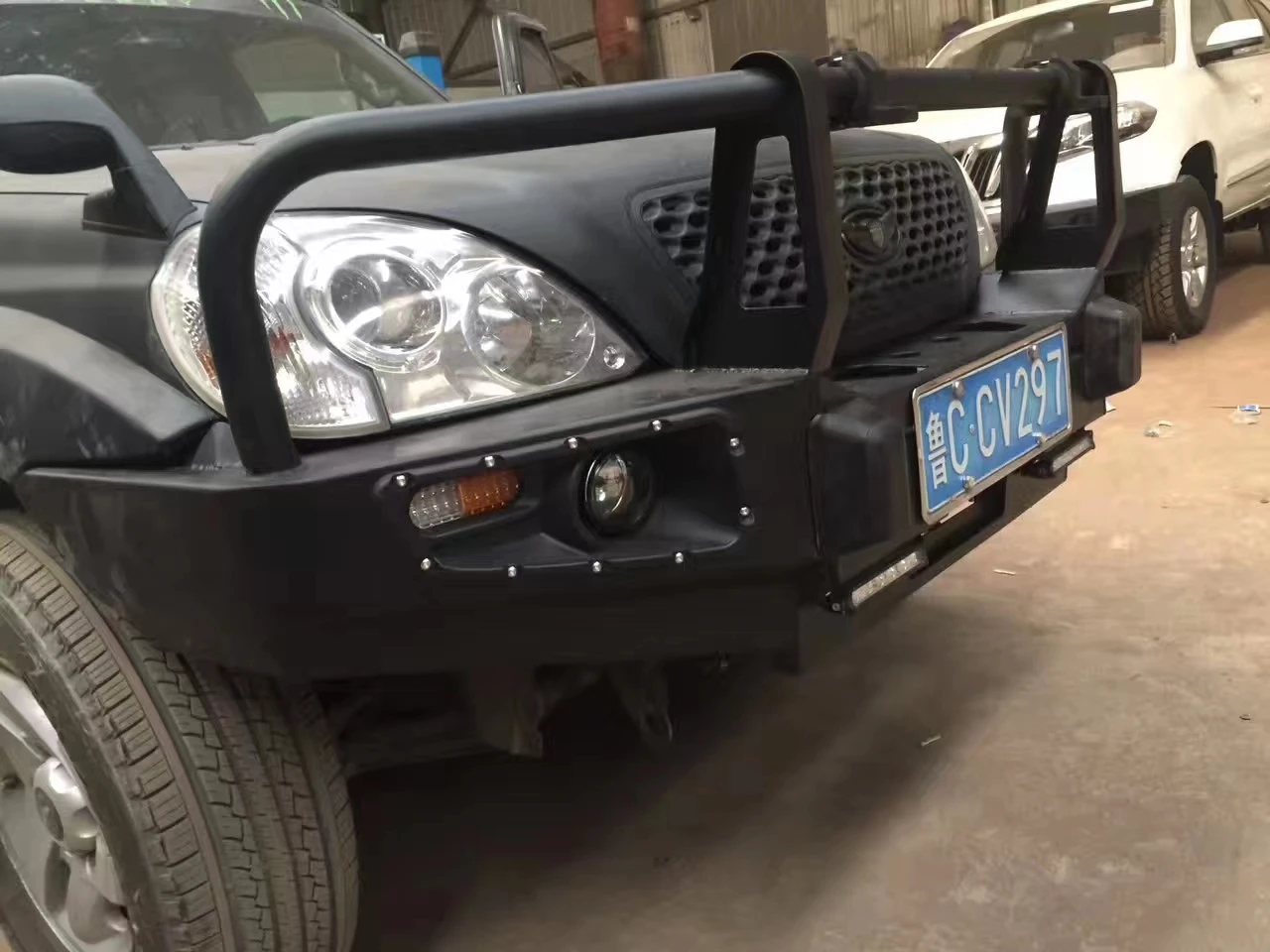 MANx4 Steel Bull Bar Front Bumper  For Hyundai Terracan