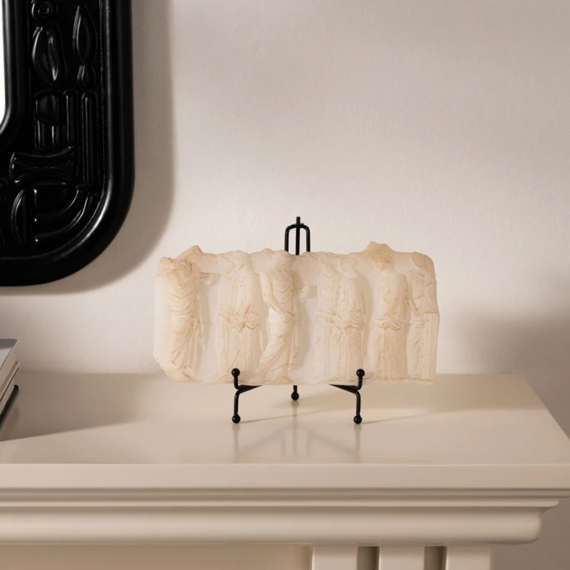 

French-style Relief Roman Statues, Decorative Items on The Dining Table, and Exquisite Decorations Made By Hand in The Room