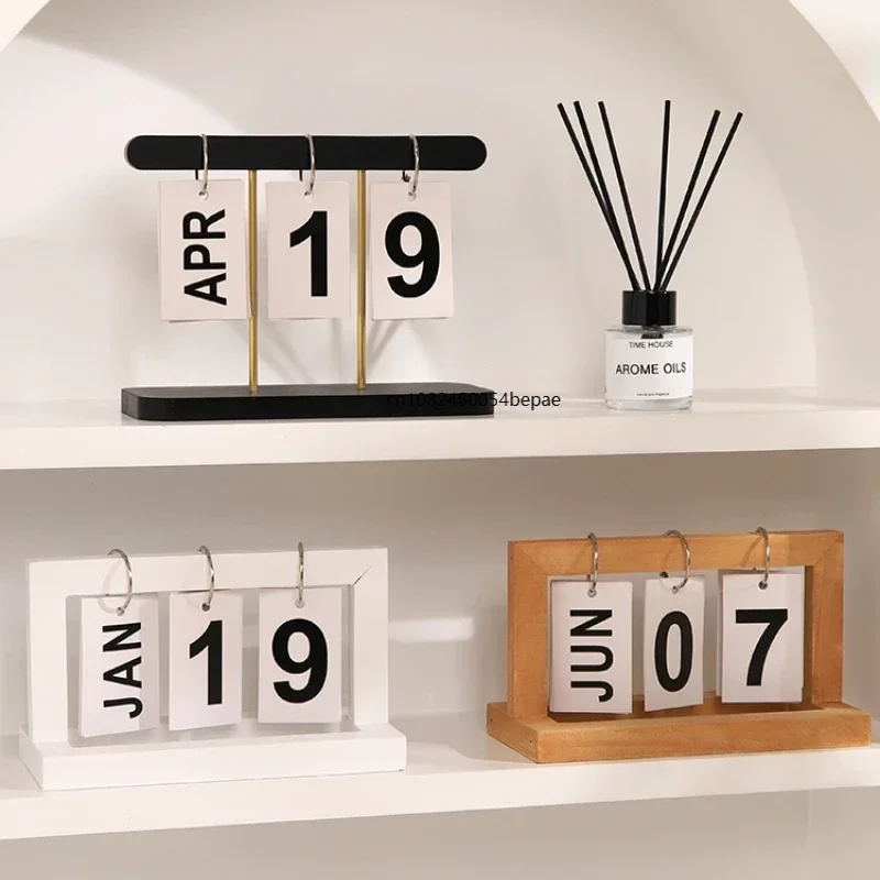 

Light Luxury Wooden Flip Calendar Desk Calendar Decoration Home Ornament Decorations