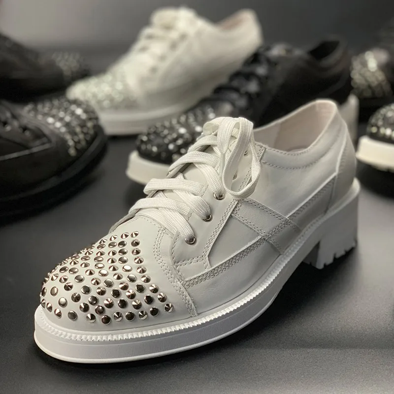 JINIWU 2026 Autumn Winter Men's Rivet White Leather Shoes, Lace Up Round Toe Thick Sole Elevated Versatile Fashion Dress Shoes